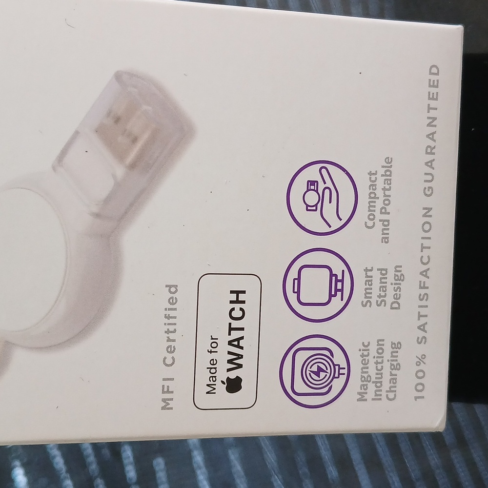 New Infinitive Mini Wireless Charger For Apple Watch - Picture 3 of 4
